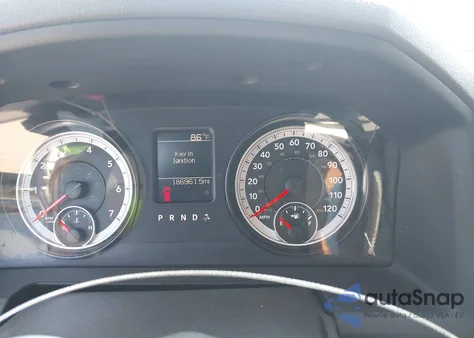 2015 Ram 1500 Express z USA, uszkodzony, nr VIN 1C6RR6KT7FS654909